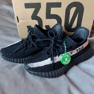 Yeezy Boost 350 Black V2 Core Black White